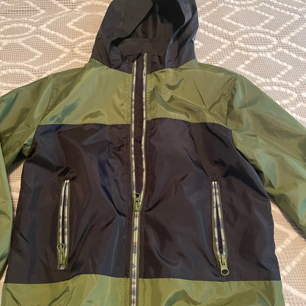 Cat and Jack Raincoat Jacket Green Black Boys Kids XS 4/5